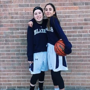 Meet your Posher, Ari